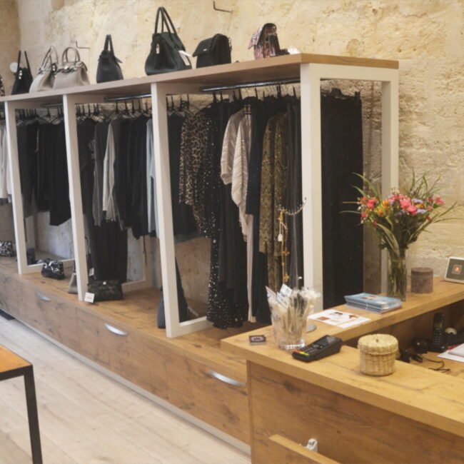 Portants en stratifié chêne Lancelot Free Spirit Concept Store