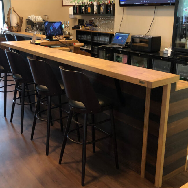 Relooking et extension de bar le Bistrot du golf